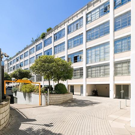 Lovely 2 Bed Flat In Canal Side Gated Development Apartment Londra Exterior foto